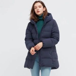 Uniqlo puffer jacket size small
